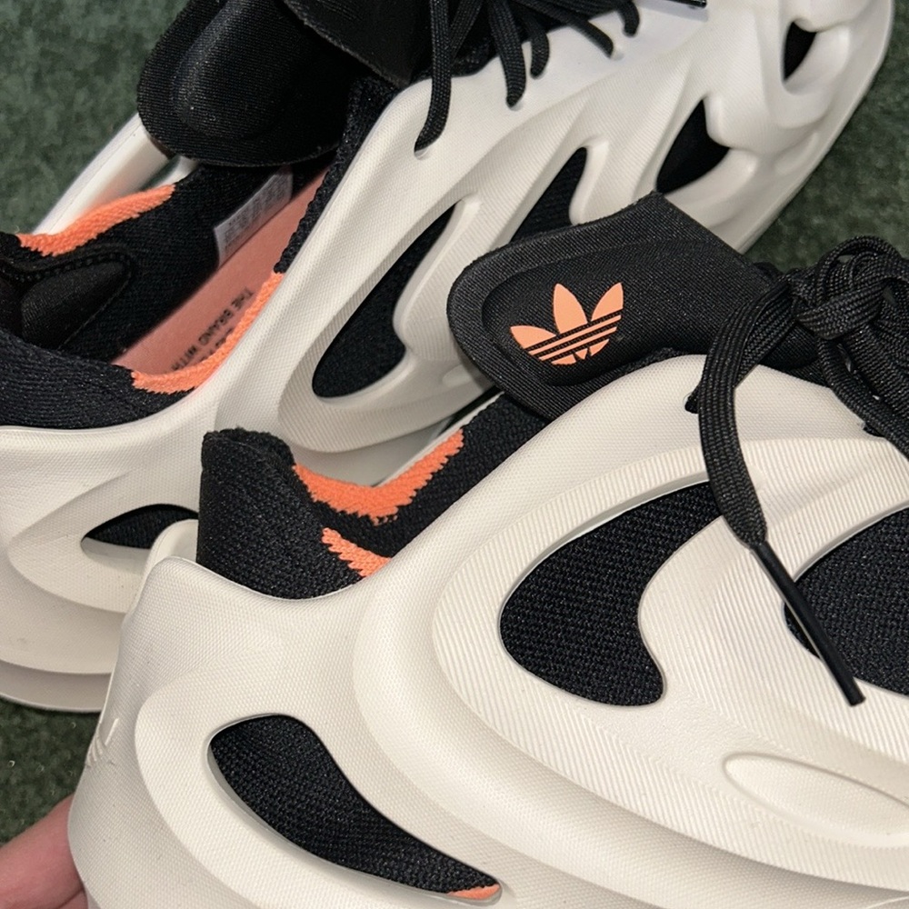 Adidas Originals AdiFOM Q Sneaker - Picture 8 of 9